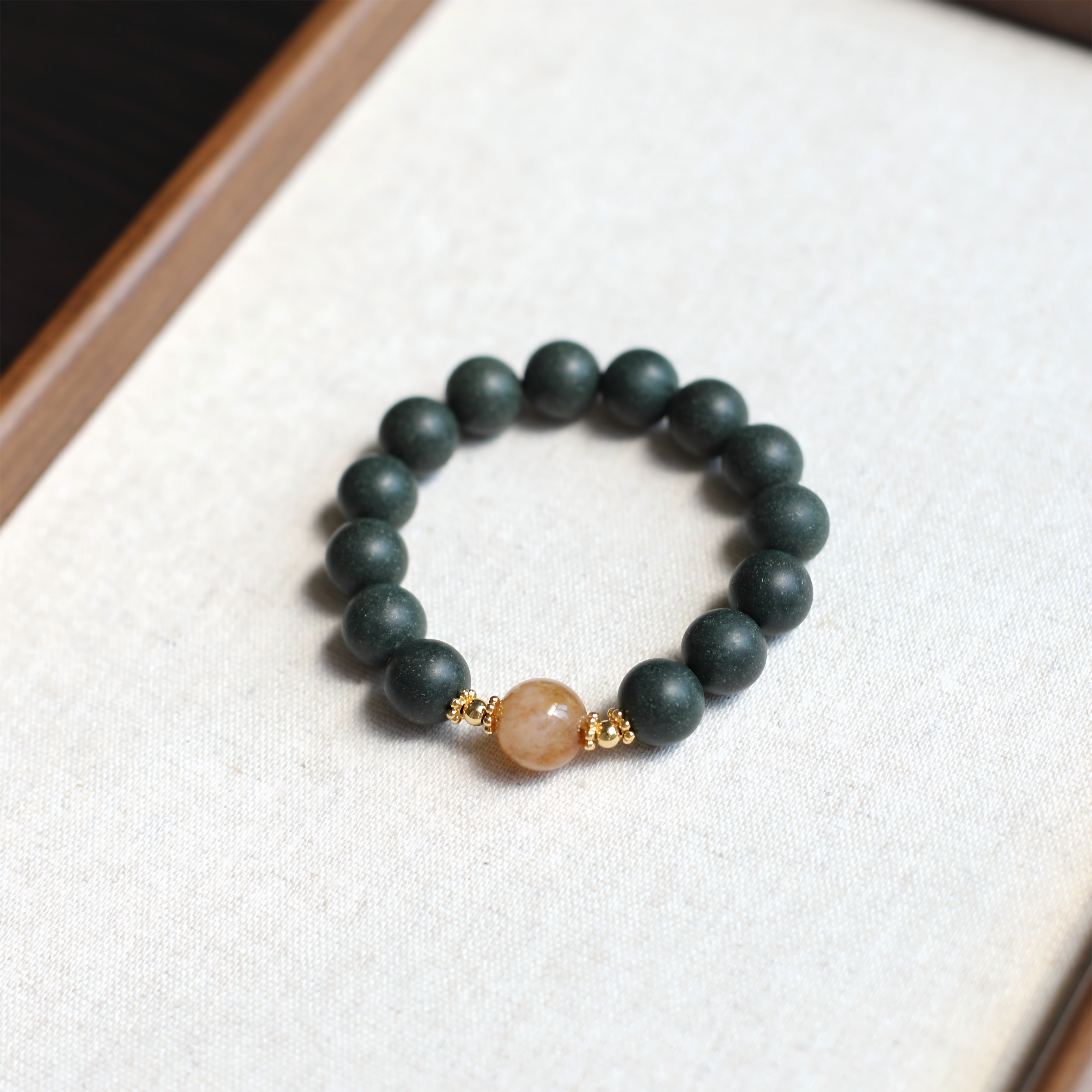 【Soundly】Herbal Scent Polygonum Multiflorum & Lavender Sleep-Improving Bracelet 12mm