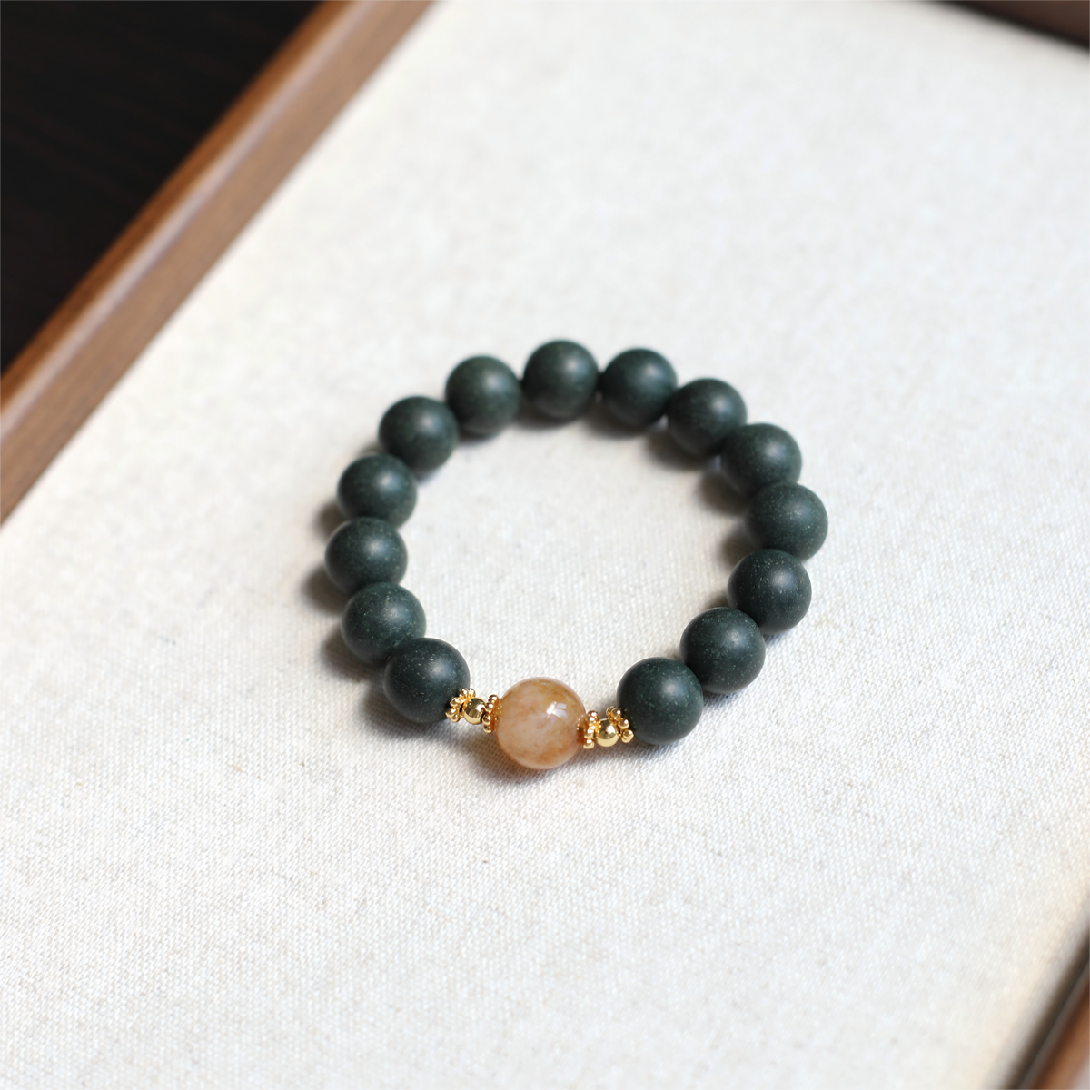 【Soundly】Herbal Scent Polygonum Multiflorum & Lavender Sleep-Improving Bracelet 12mm