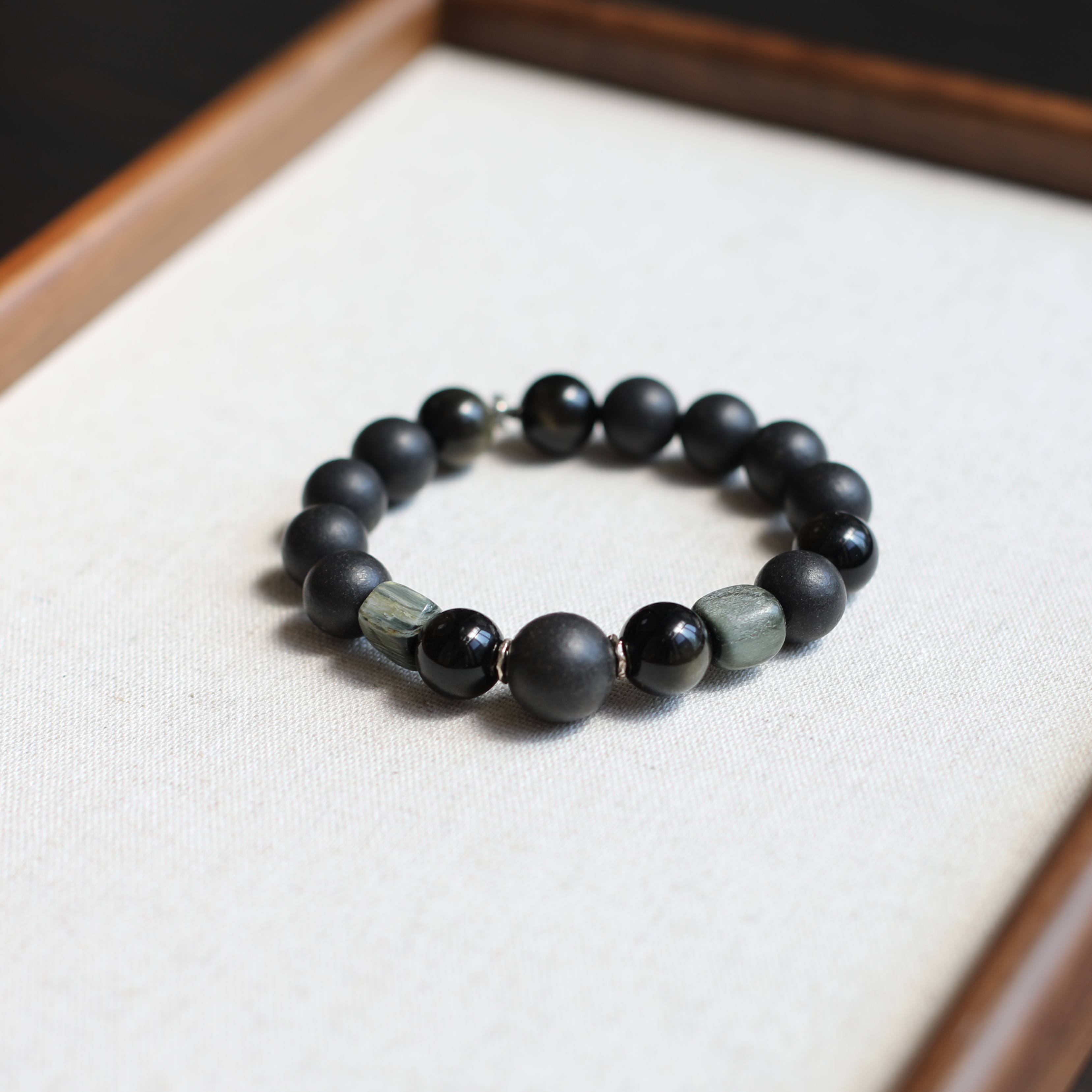 【Robust】Herbal Scent Black Dragon Saliva & Black Ginseng Kidney-Warming Bracelet 12mm