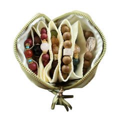 【Secure】7-Day Bracelet Travel Case | Keep Your Treasures Safe & Tangle-Free
