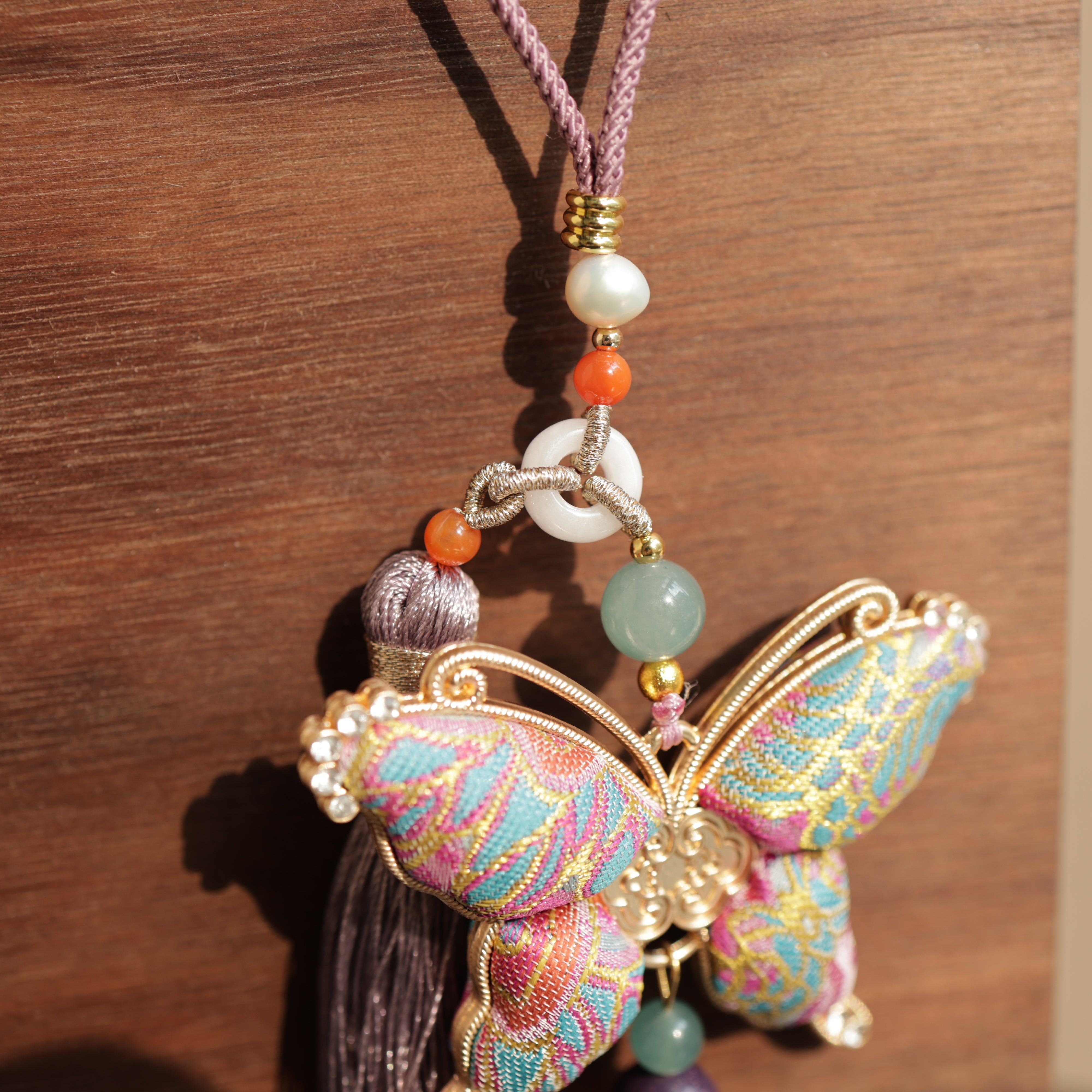 【Refreshing】Herbal Scent Vitality-Boosting Purple Butterfly Car Charm | Lac Insect Infused