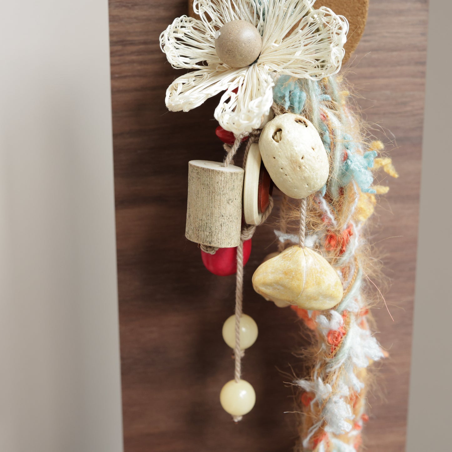 Herbal Scent Natural Shell & Wood Bag Charm - Figwort Infused for Irritation Relief — photo 2