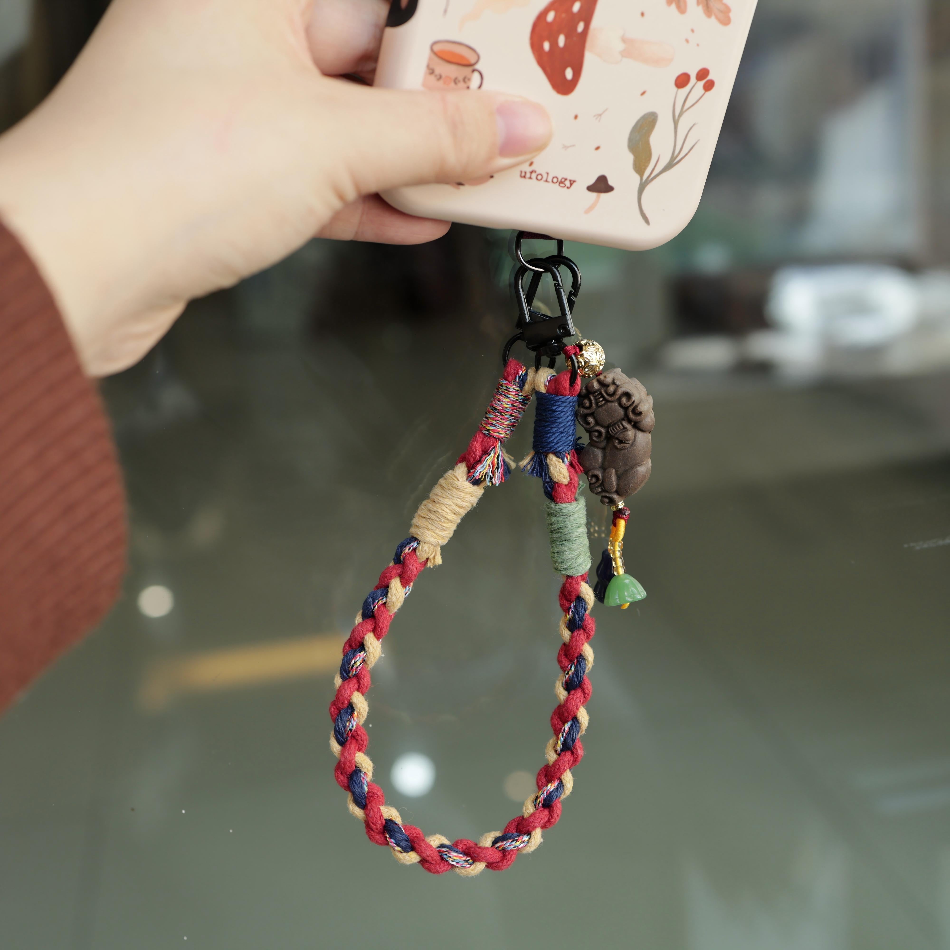 【Prosperous】Herbal Scent "Fortune Pixiu" Phone Charm | Agarwood & Magnolia