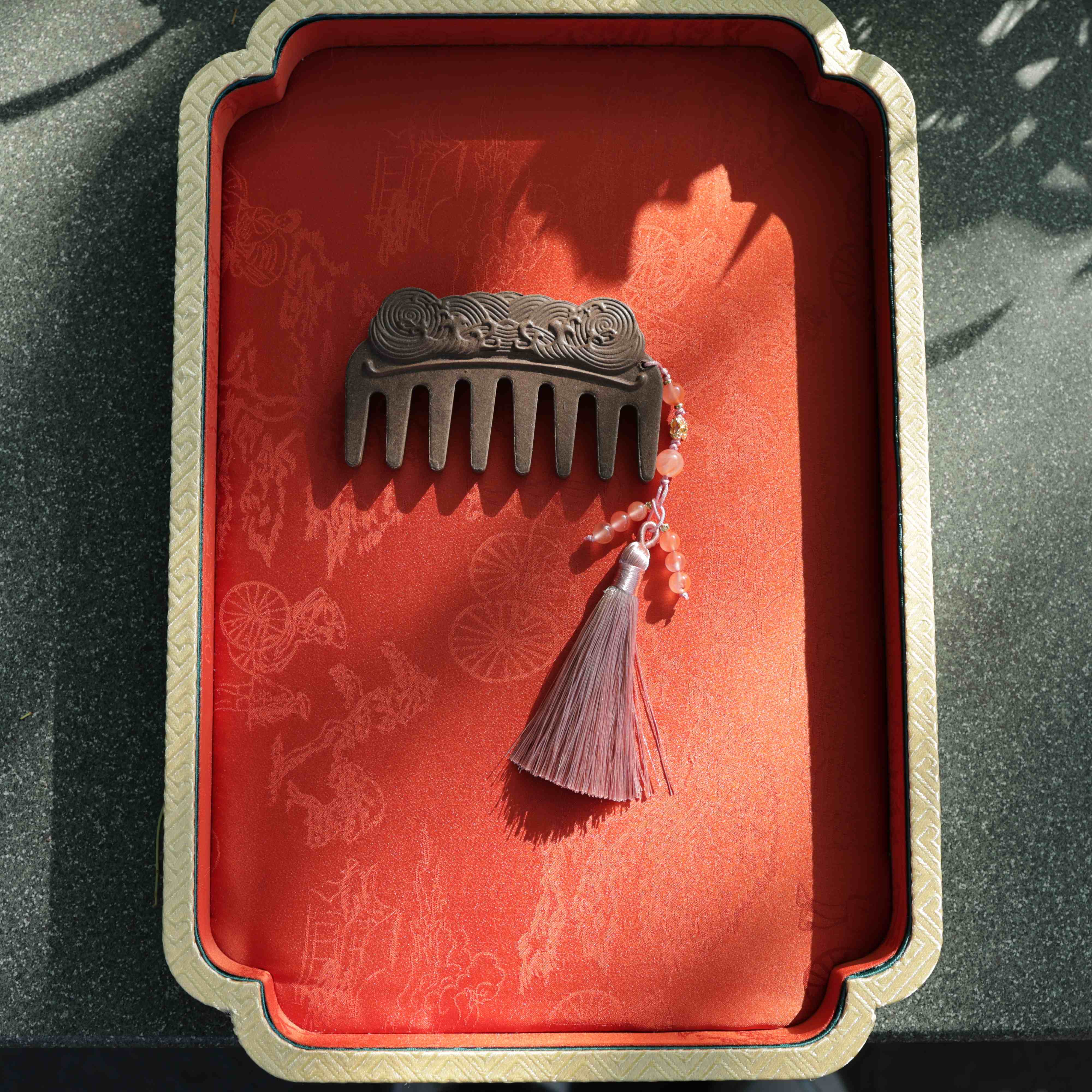 【Lustrous】HERBAL SCENT Handcrafted Botanical Hair Comb - Hair Wellness & Calming Renewal