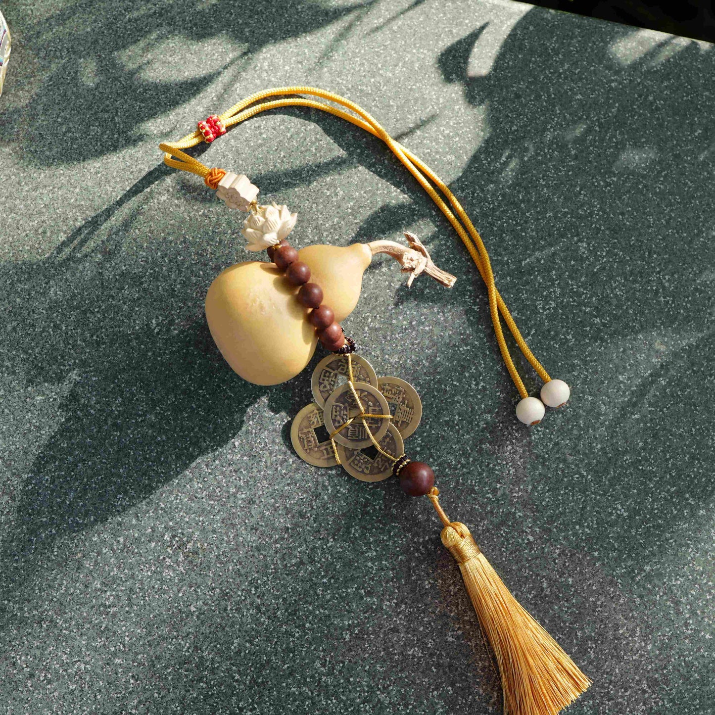 【Vitalizing】Herbal Scent Wealth-Attracting Vitality Car Charm - Ginseng Angelica Gourd & Five Emperor Coins