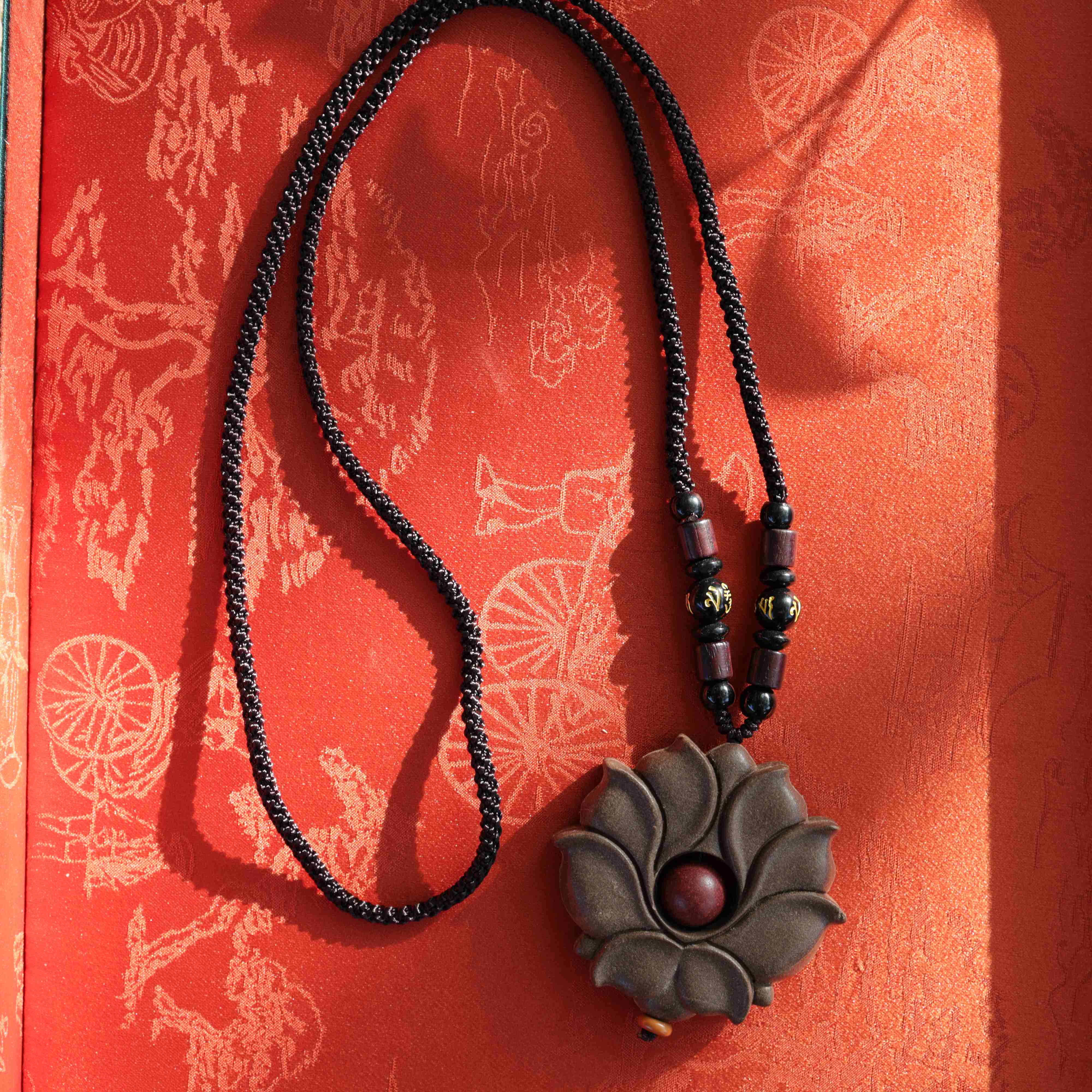 【Limpid】HERBAL SCENT Handcrafted Botanical Pendant - Pet-Friendly & Inner Calm