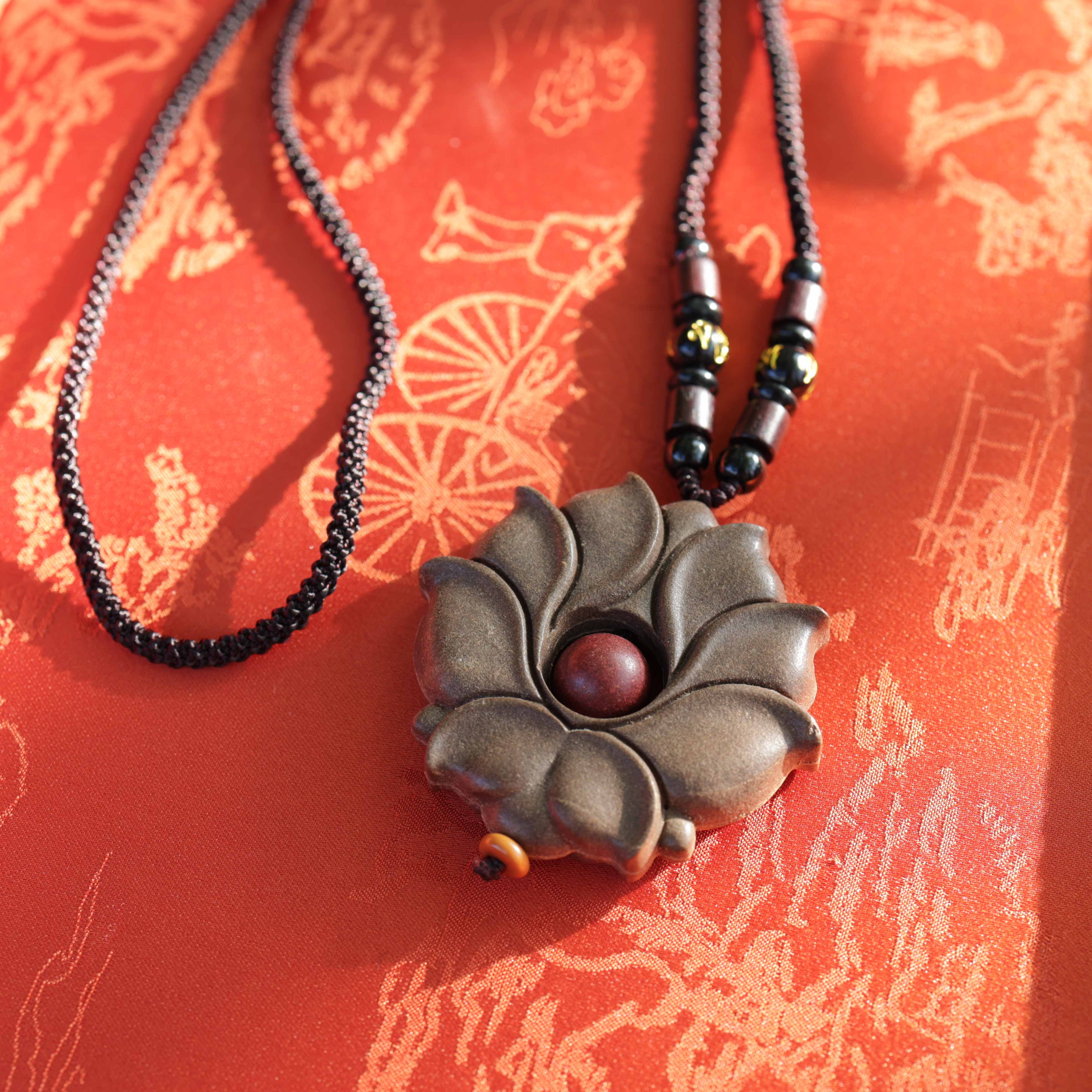 【Limpid】HERBAL SCENT Handcrafted Botanical Pendant - Pet-Friendly & Inner Calm