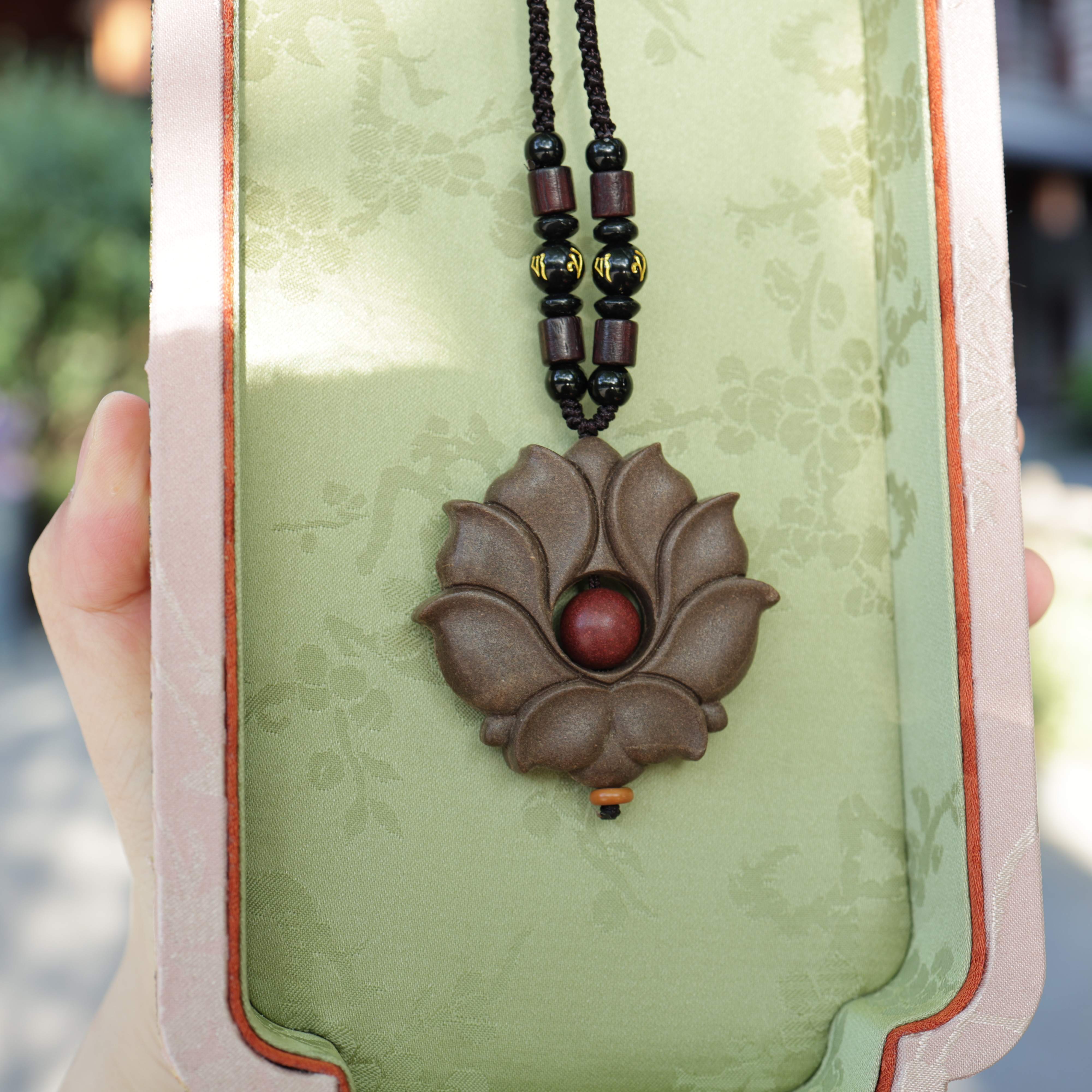 【Limpid】HERBAL SCENT Handcrafted Botanical Pendant - Pet-Friendly & Inner Calm