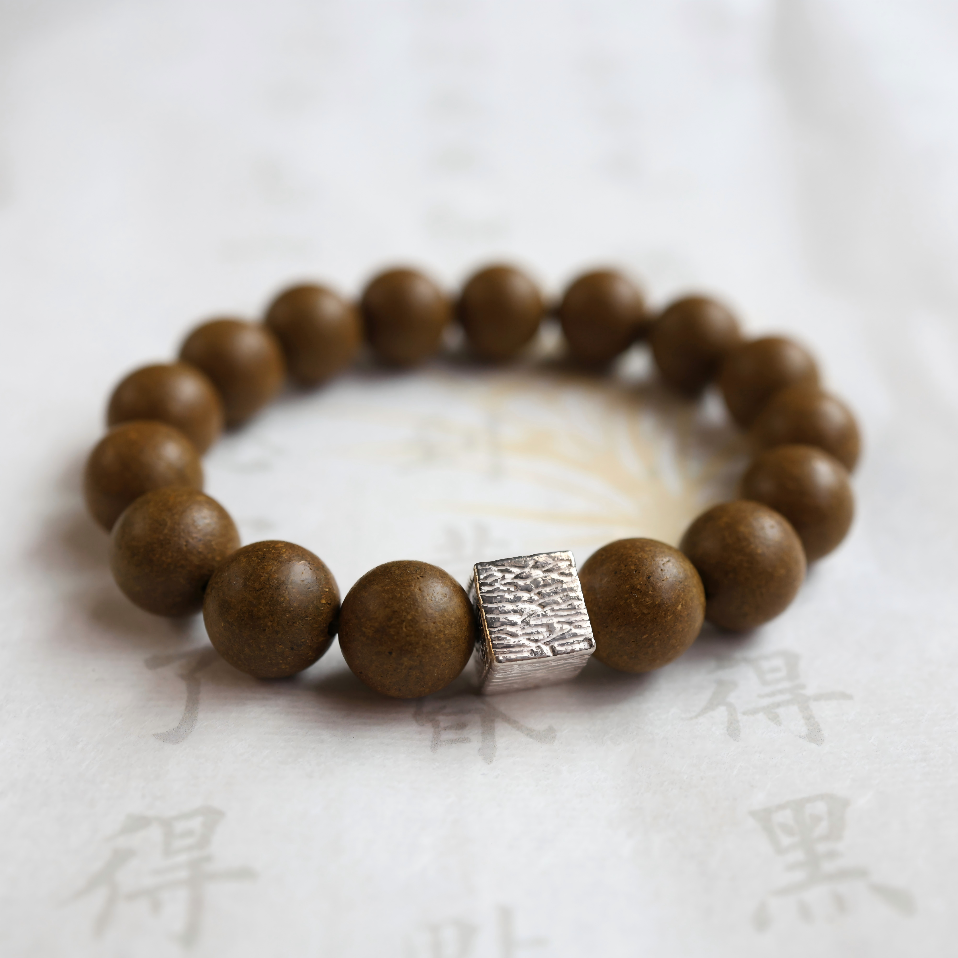 【Caring】Herbal Scent Ginseng & Sweet Osmanthus Womb-Warming & Stomach-Nourishing Beaded Bracelet 12mm