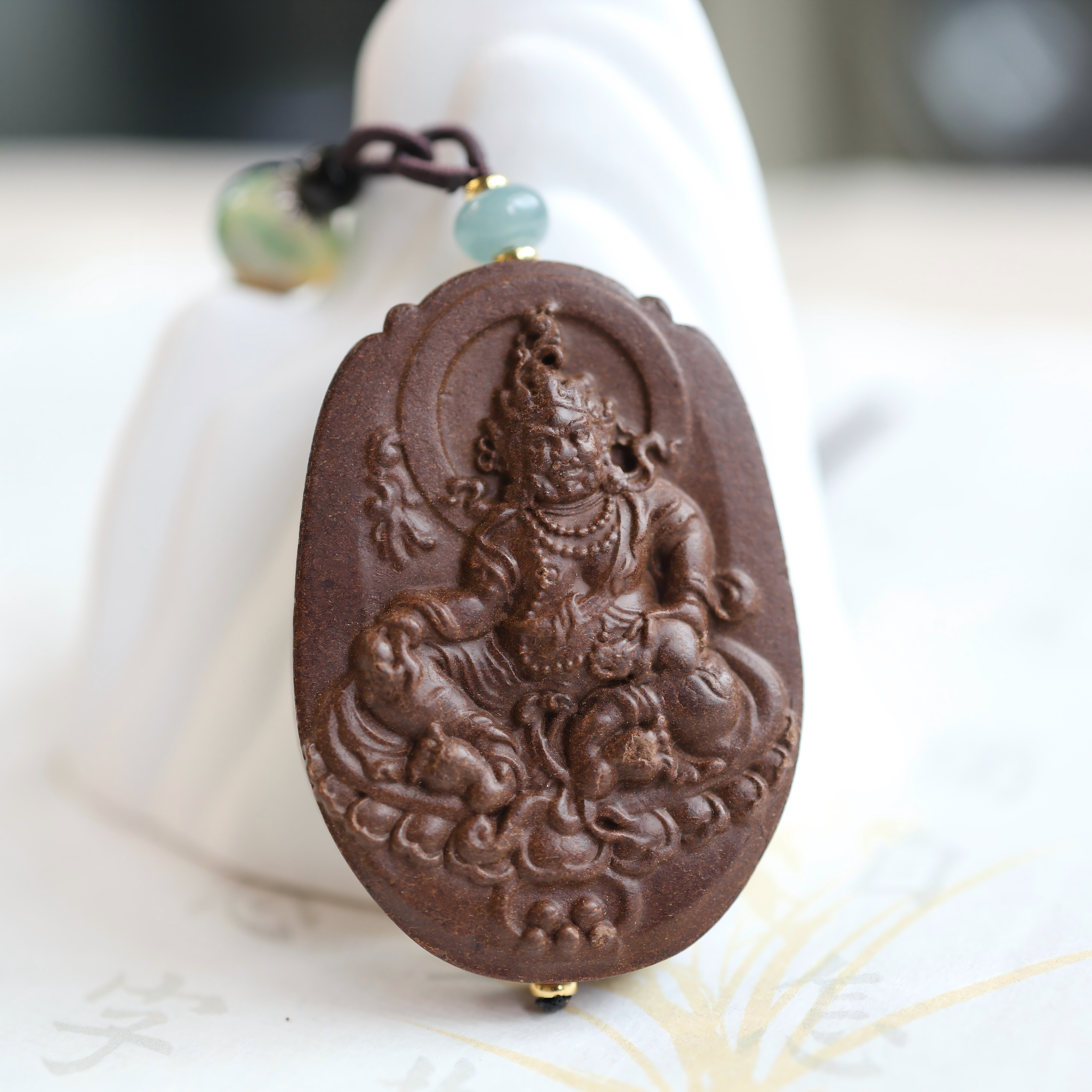 【Wealth】Herbal Scent Rose & Red Ginseng God of Wealth Incense Pendant