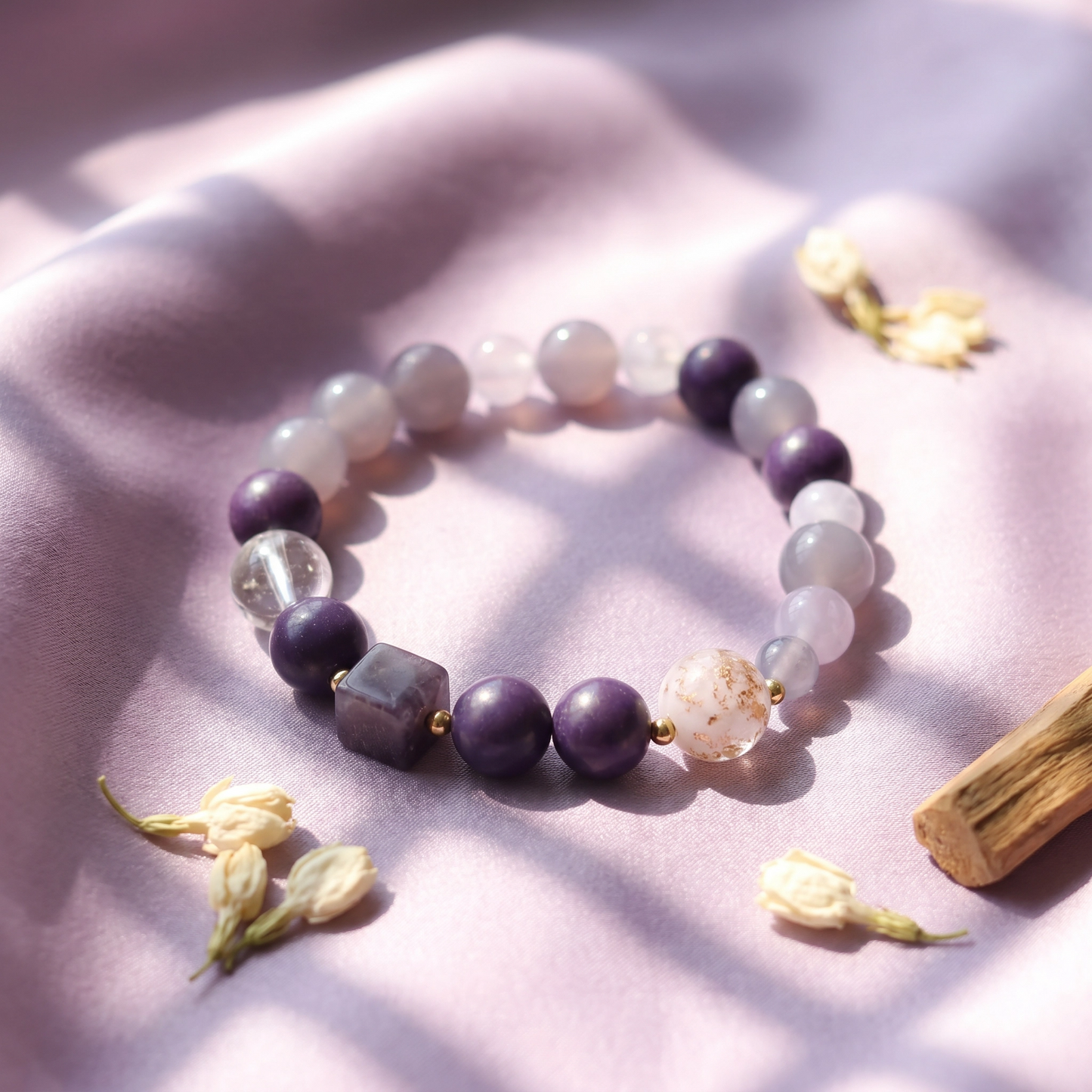 【Heliotrope】HERBAL SCENT Chalcedony & White Crystal Bracelet - Gromwell & Codonopsis Floral Yang Vitality, 100% Pet-Safe