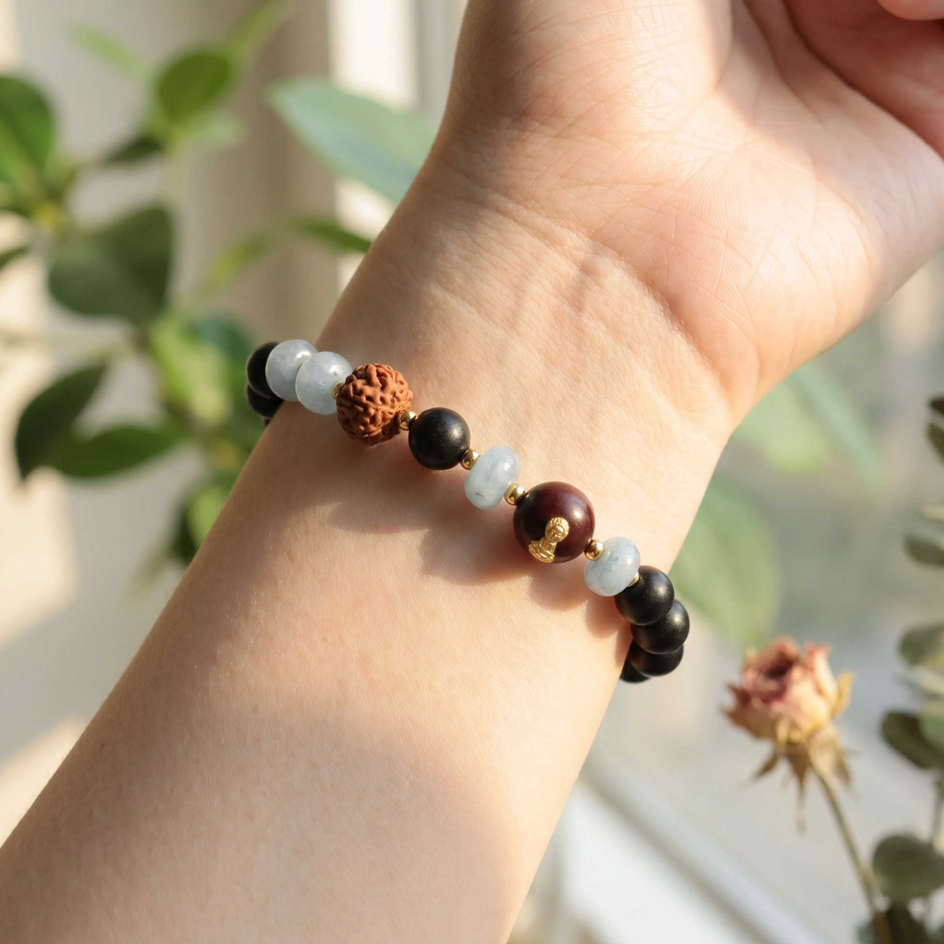 【Resplendent】HERBAL SCENT Red Sandalwood & Stone Bracelet - Xijiwan Blend & Beauty Vitality