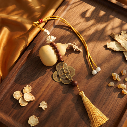 【Vitalizing】HERBAL SCENT Wealth-Attracting Vitality Car Charm - Ginseng Angelica Gourd & Five Emperor Coins
